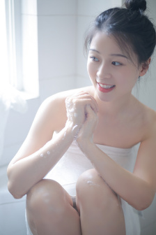 姐妹窥情
